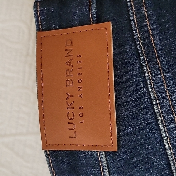 Lucky Brand "Sweet" Mid Rise Straight Jeans - 8/29 Regular - Picture 8 of 9